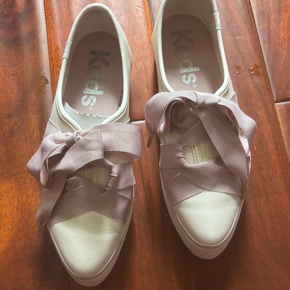 Keds Women's white ballet Sneakers with Ribbon Detail